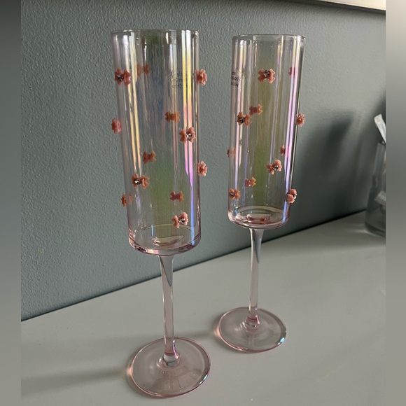 Two pink bow flue champagne glasses - Picture 3 of 3